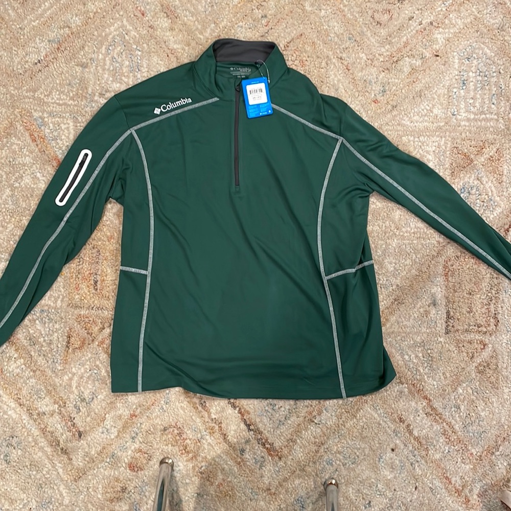 Columbia Omni-Wick Shotgun 1/4 Zip Golf Shirt.